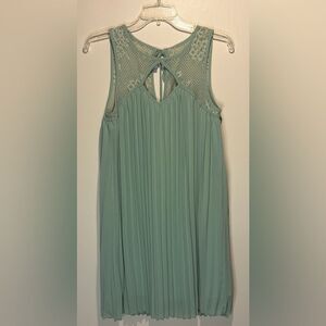 Entro- NWT Aquamarine Teal Pleated Lace Detail Mini Dress Lined- Size Small